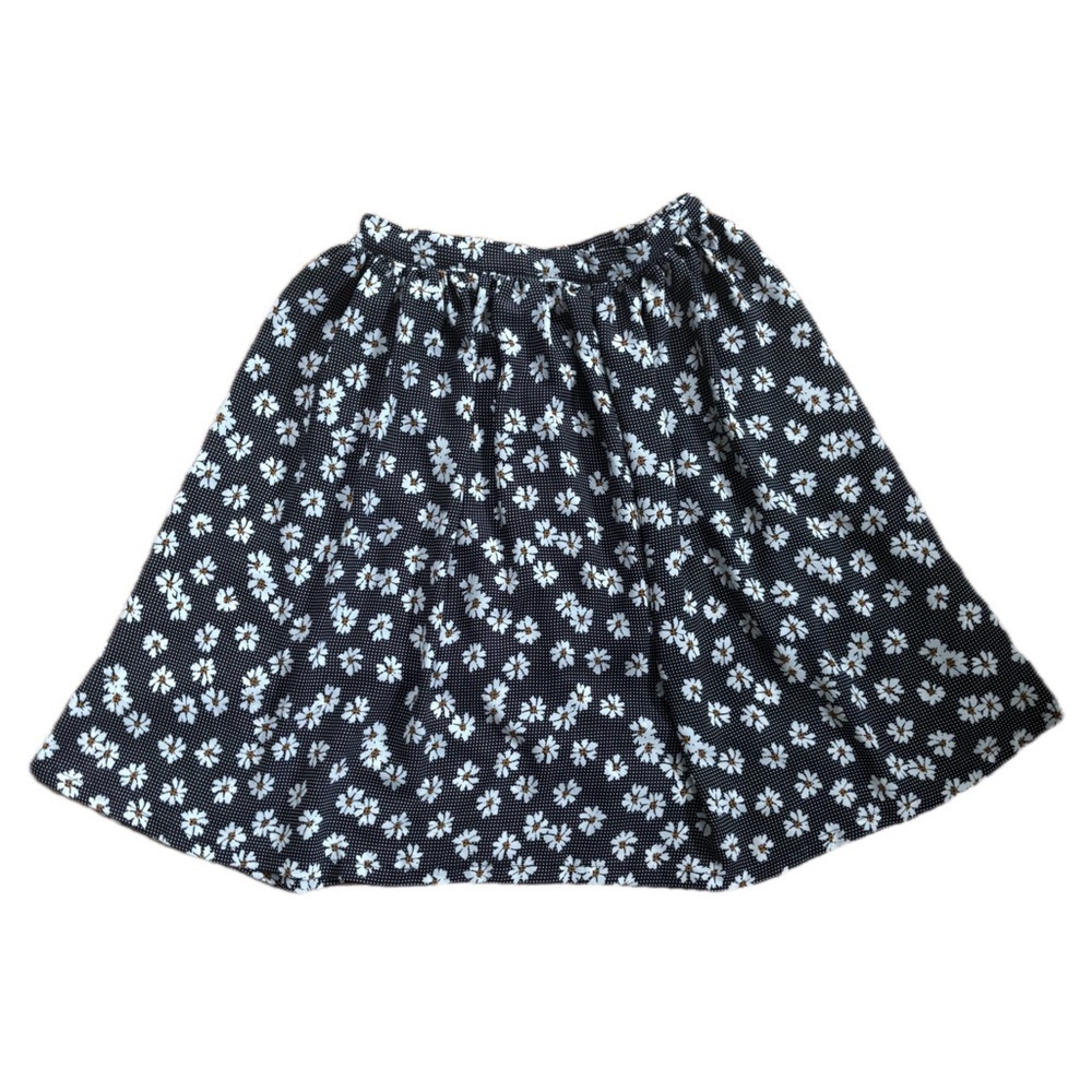 Dotted Daisy Skirt Juniors Size Medium Floral Flirty Whimsical Dark Cottage Core
